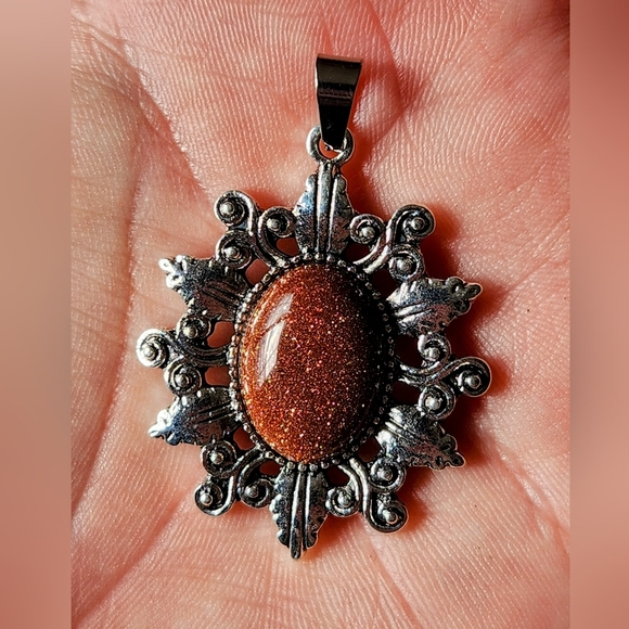 Genuine Crystal Vintage Victorian Style Sun Pendant Necklace With Rope Chain - Picture 5 of 15